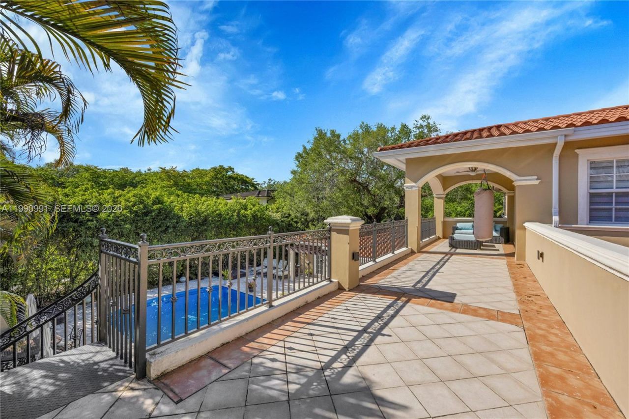 6200 Granada Blvd , Coral Gables, FL 33146 Photo