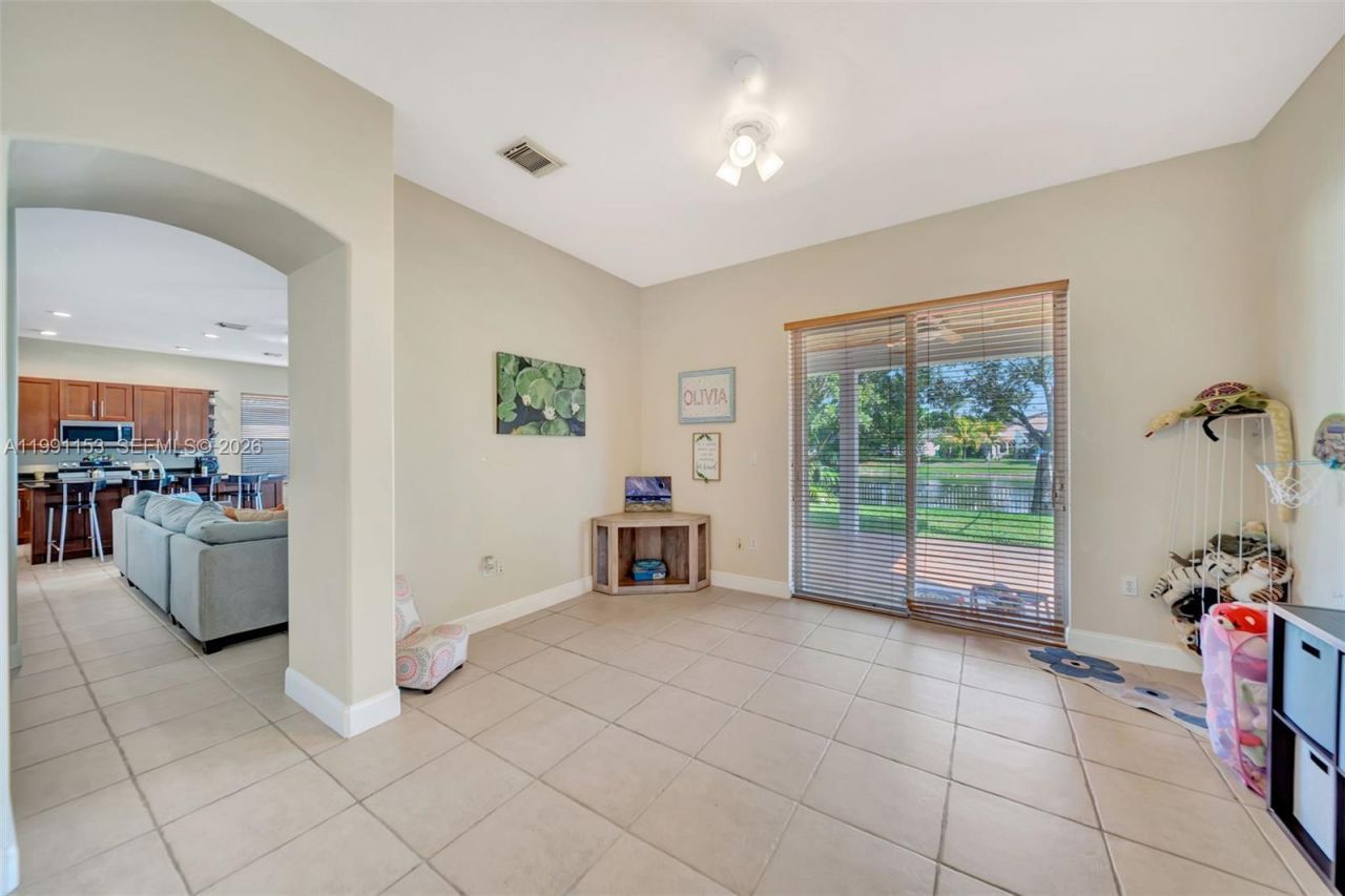 2831 SW 190th Ave , Miramar, FL 33029 Photo