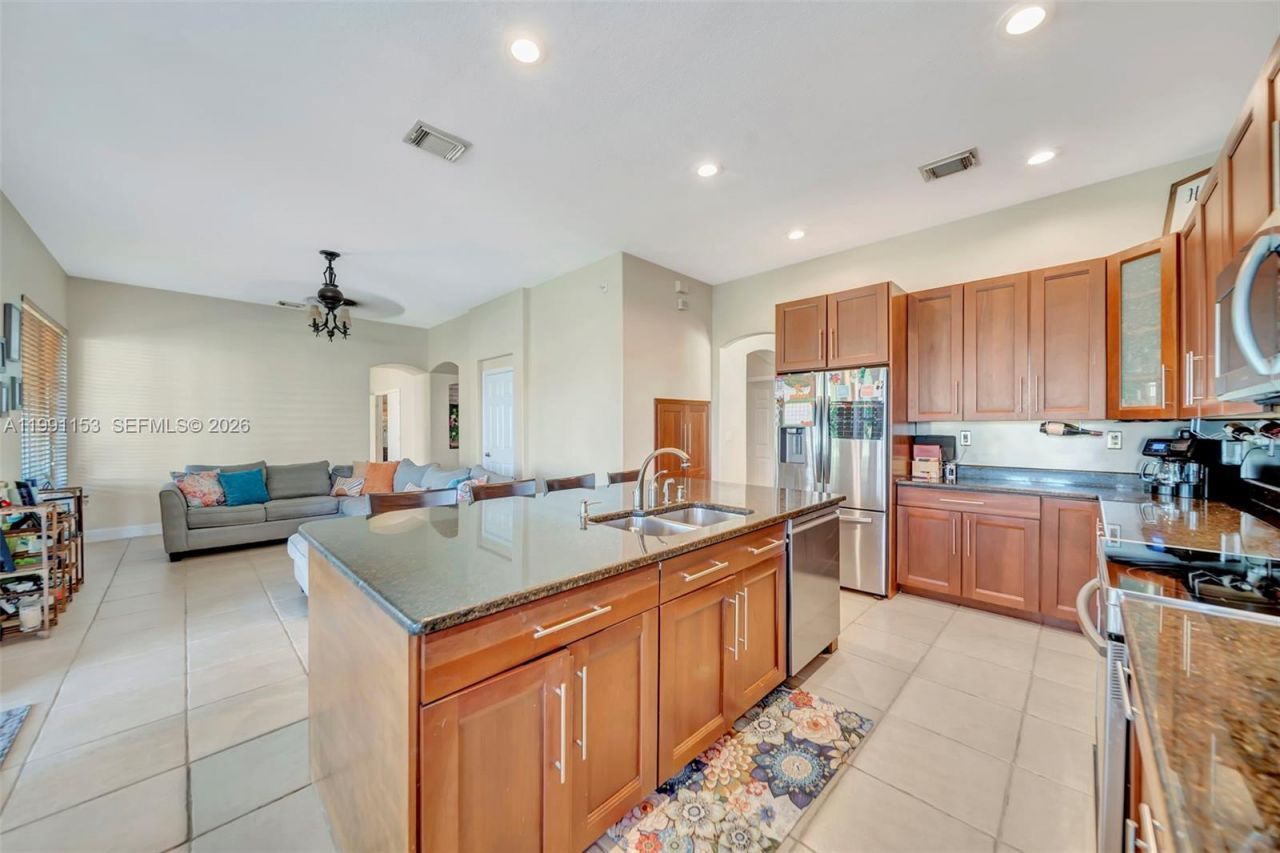 2831 SW 190th Ave , Miramar, FL 33029 Photo