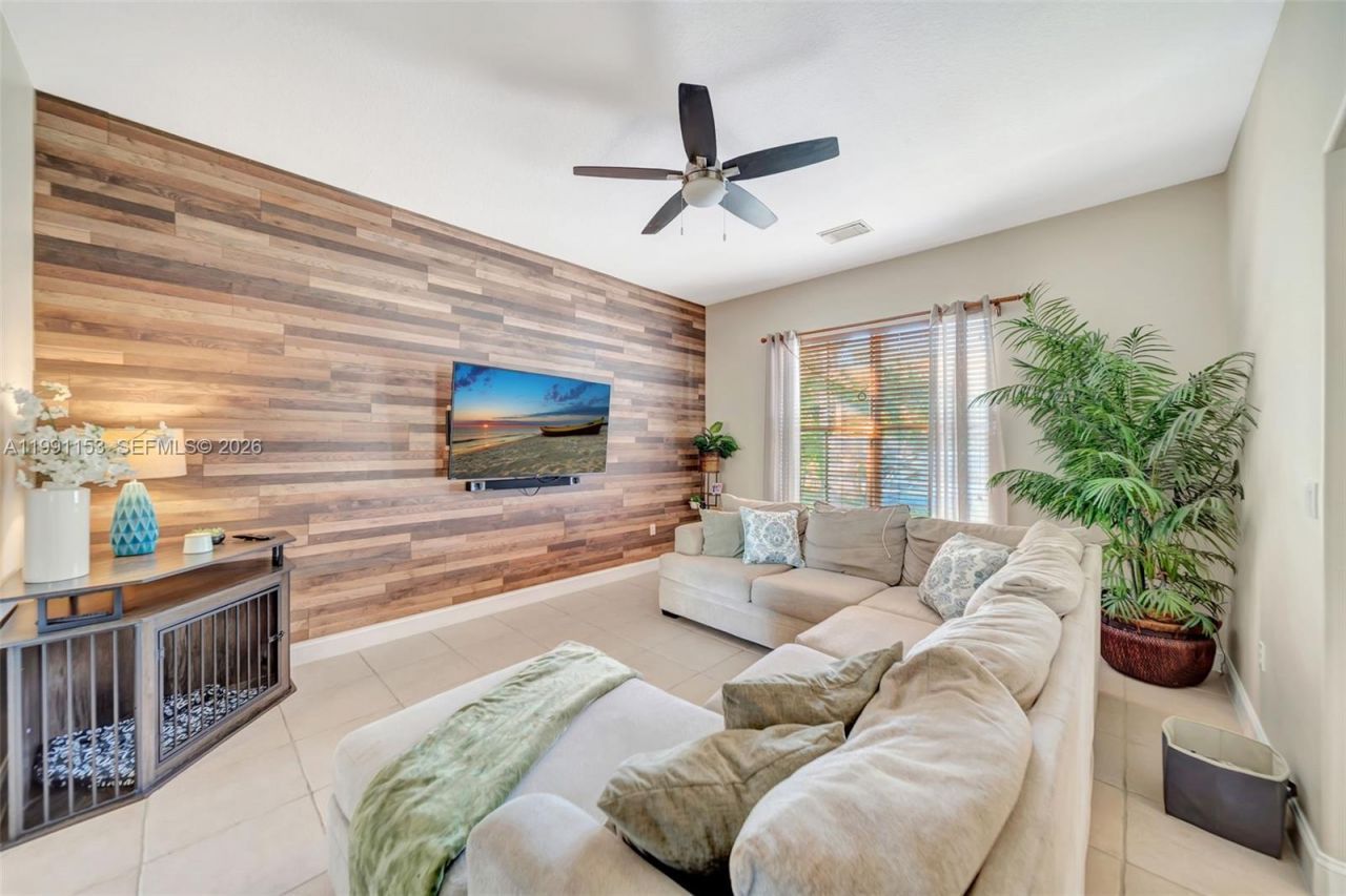 2831 SW 190th Ave , Miramar, FL 33029 Photo