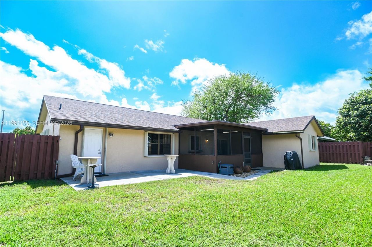 8631 NW 48th St, Lauderhill, FL 33351 Photo