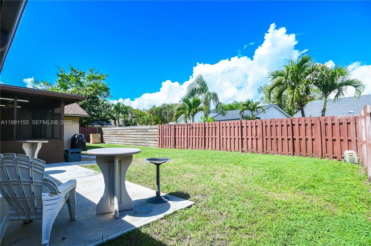 8631 NW 48th St, Lauderhill, FL 33351 Photo