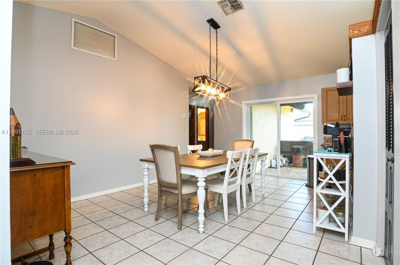 8631 NW 48th St, Lauderhill, FL 33351 Photo