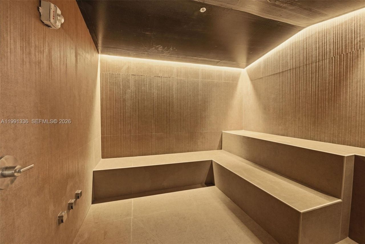 1611 SW 2nd Avenue, Unit 301, Miami, FL 33129 Photo