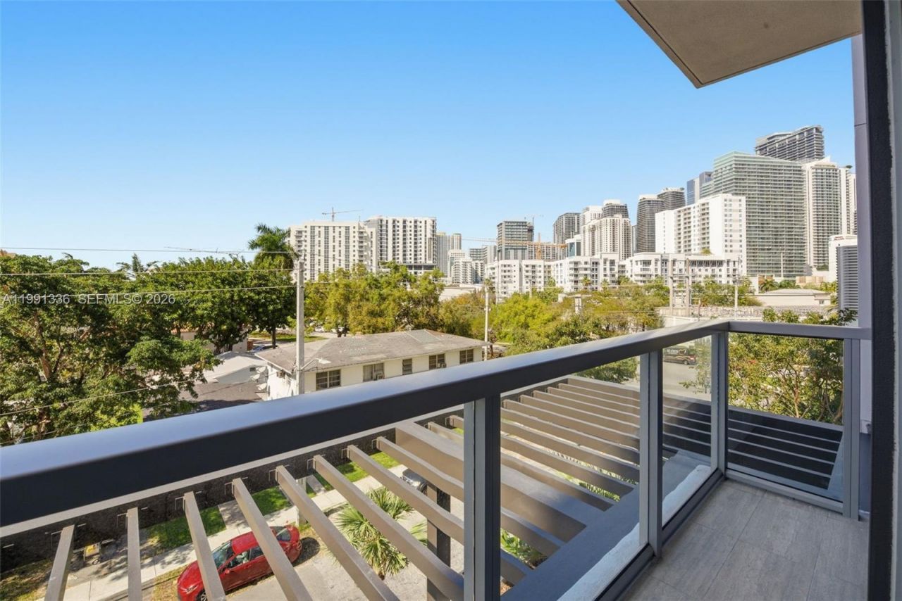 1611 SW 2nd Avenue , Unit 301, Miami, FL 33129 Photo