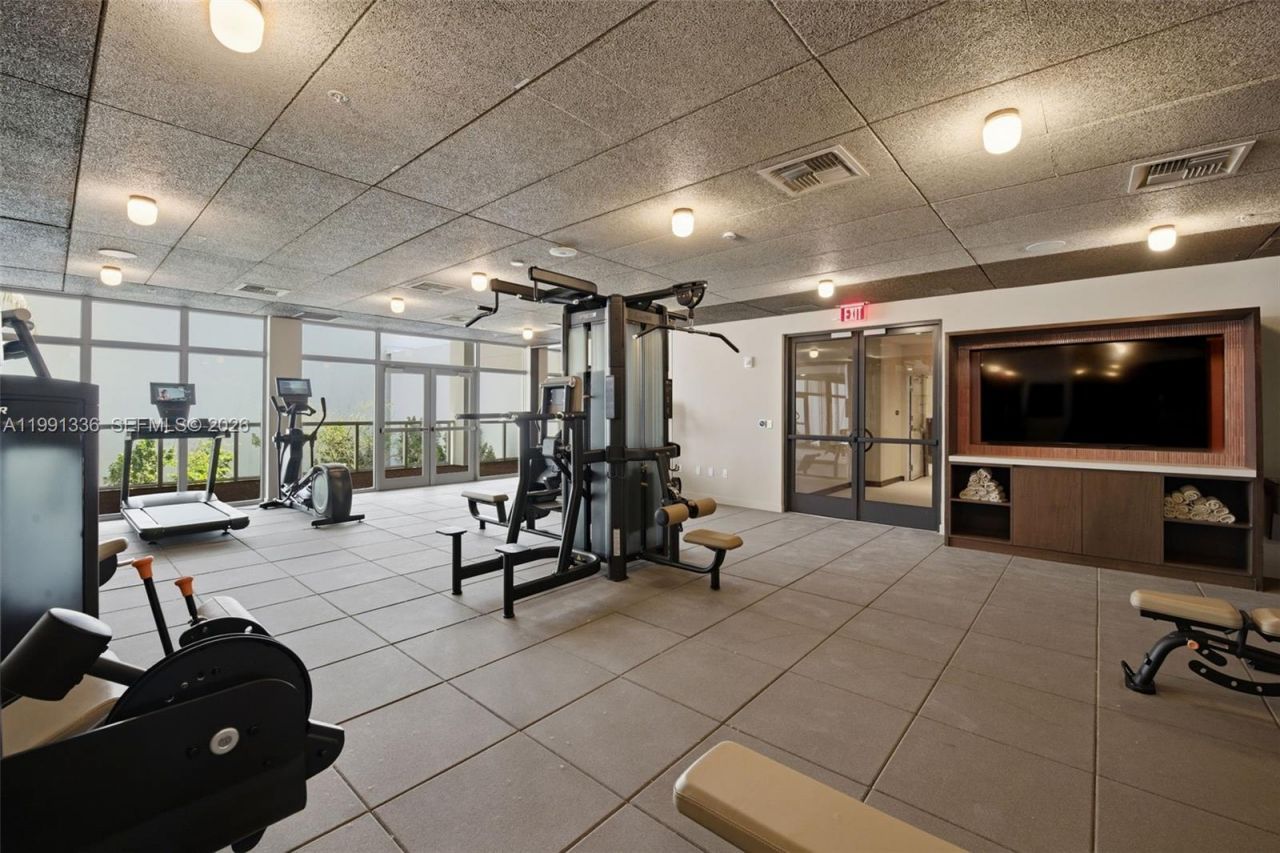 1611 SW 2nd Avenue, Unit 301, Miami, FL 33129 Photo