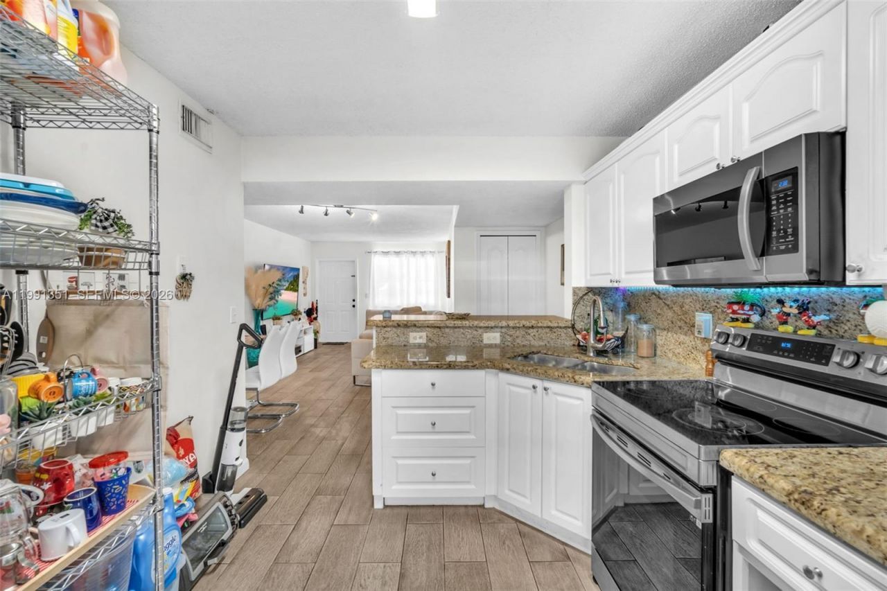 7439 W 22nd Ave , Unit 103, Hialeah, FL 33016 Photo