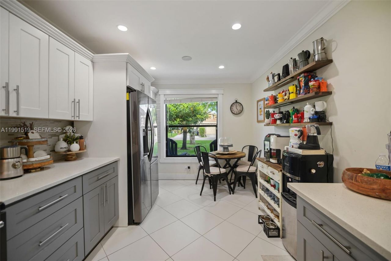 6183 Pine Tree Ln Unit B, Tamarac, FL 33319 Photo