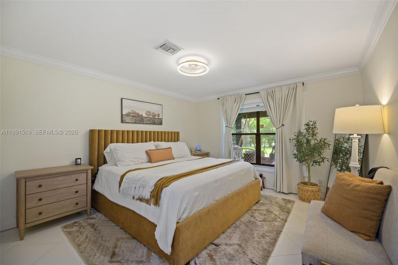 6183 Pine Tree Ln Unit B, Tamarac, FL 33319 Photo