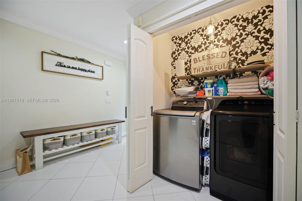 6183 Pine Tree Ln Unit B, Tamarac, FL 33319 Photo