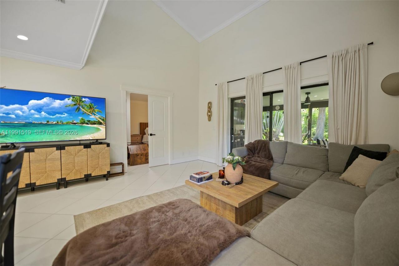 6183 Pine Tree Ln Unit B, Tamarac, FL 33319 Photo