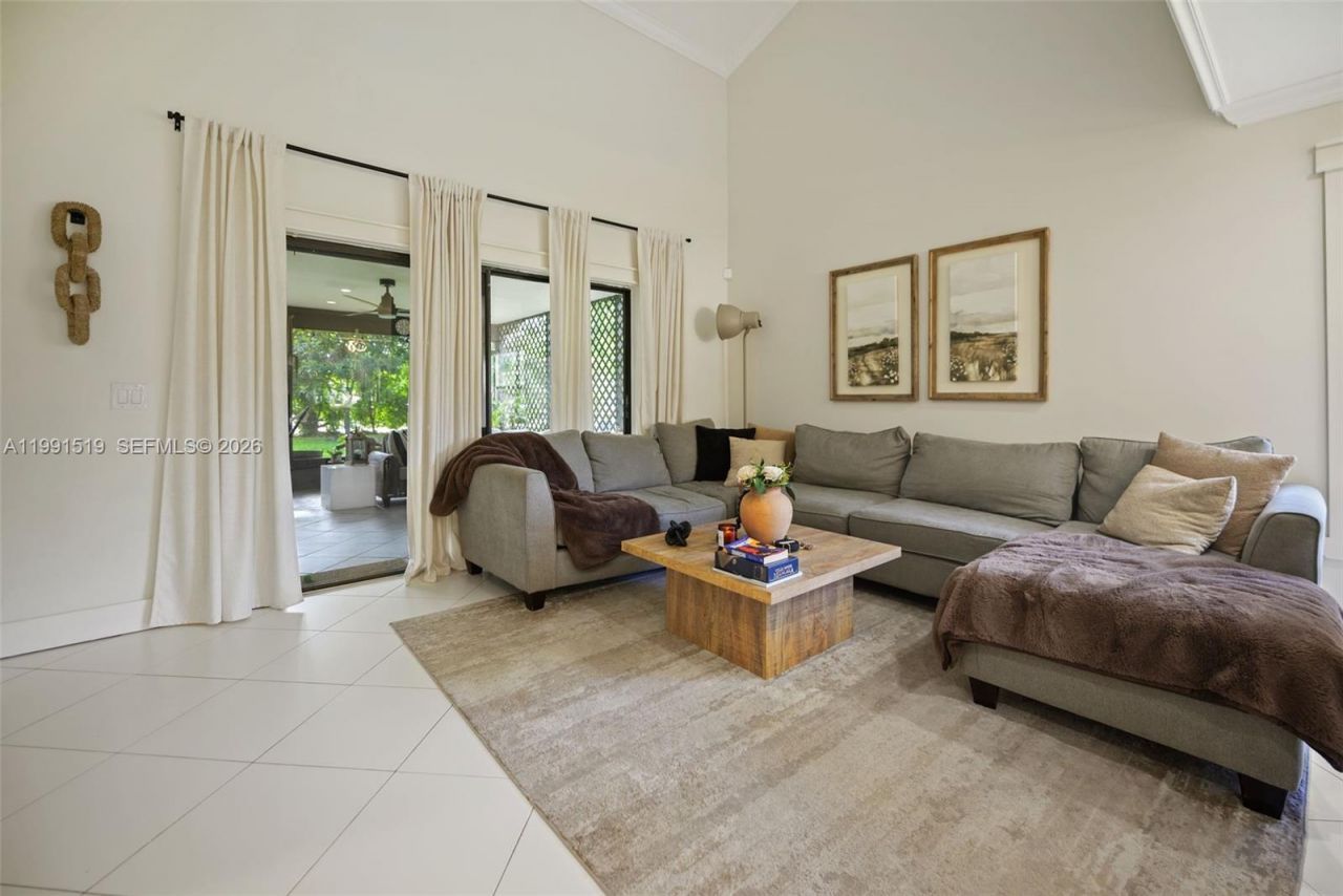 6183 Pine Tree Ln Unit B, Tamarac, FL 33319 Photo