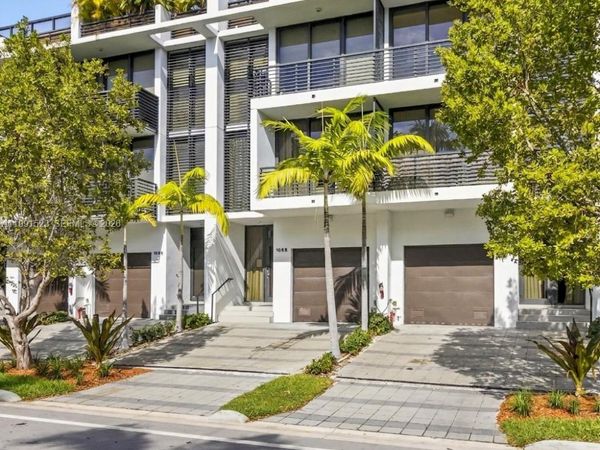 1055 99th St , Bay Harbor Islands, FL 33154