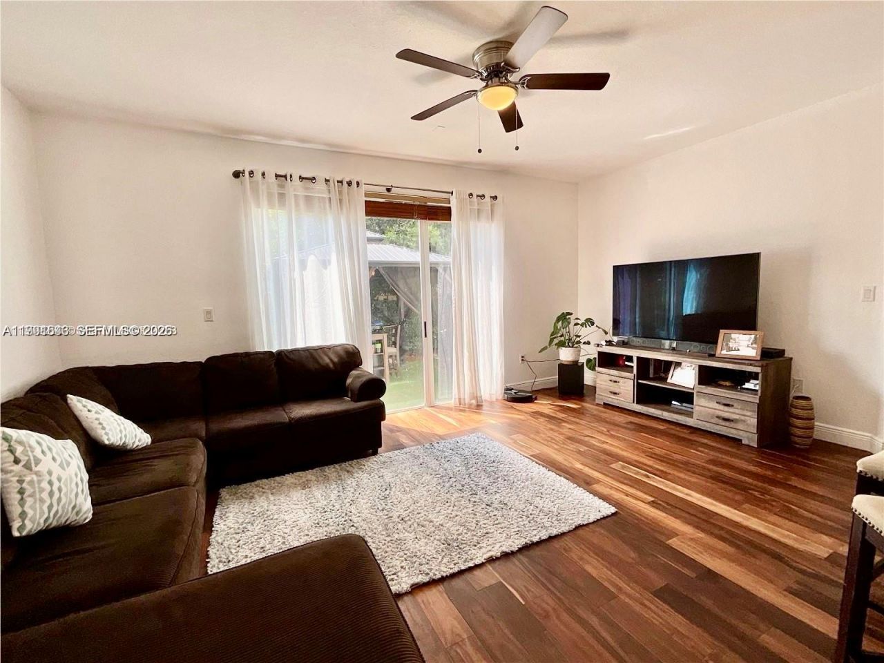 7472 NW 112th Path, Doral, FL 33178 Photo