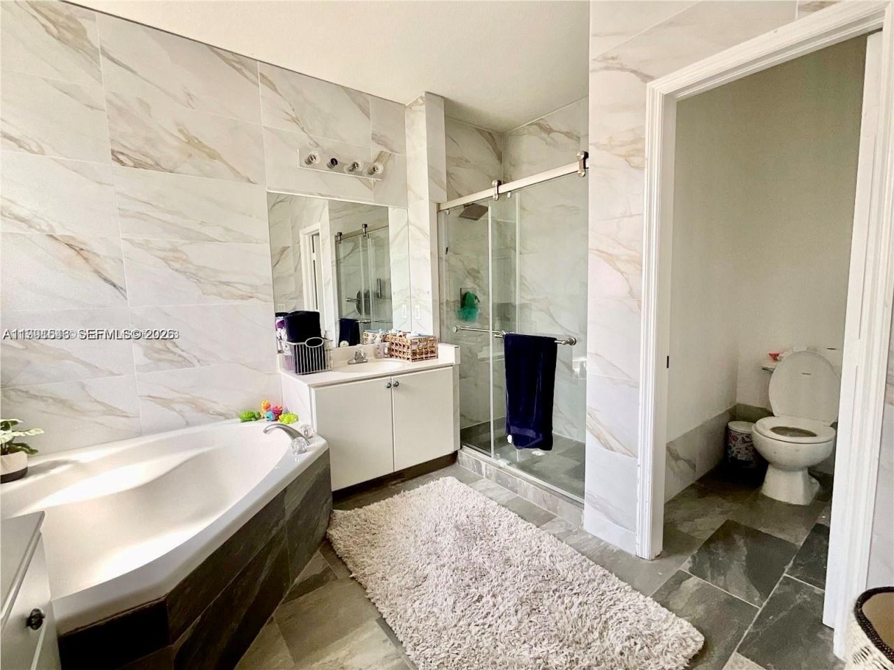 7472 NW 112th Path, Doral, FL 33178 Photo