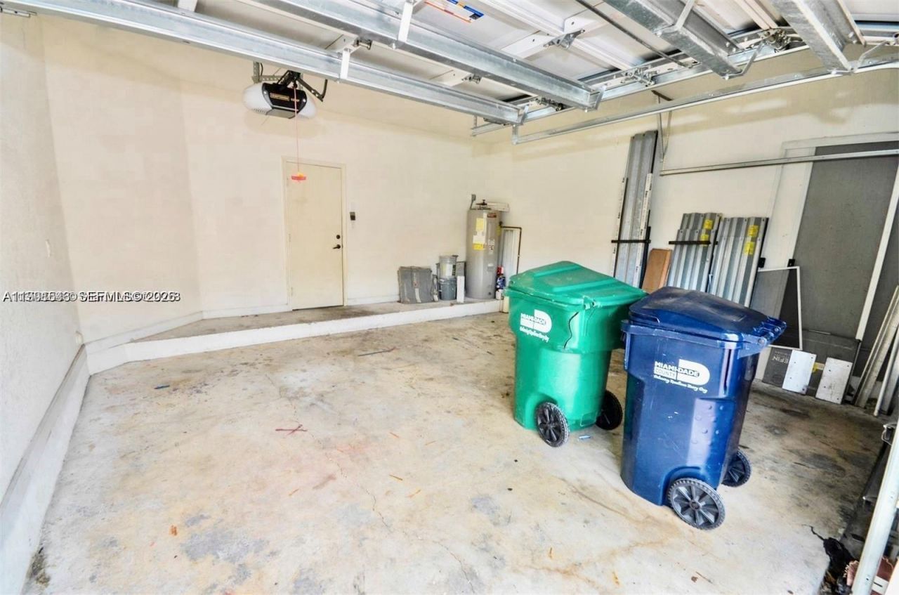 7472 NW 112th Path, Doral, FL 33178 Photo