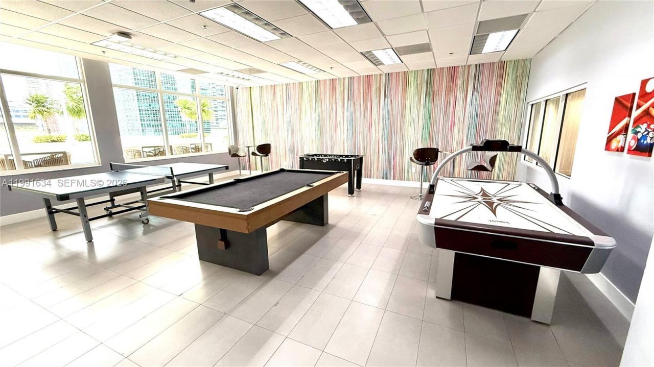 1200 Brickell Bay Dr, Unit 2216, Miami, FL 33131 Photo