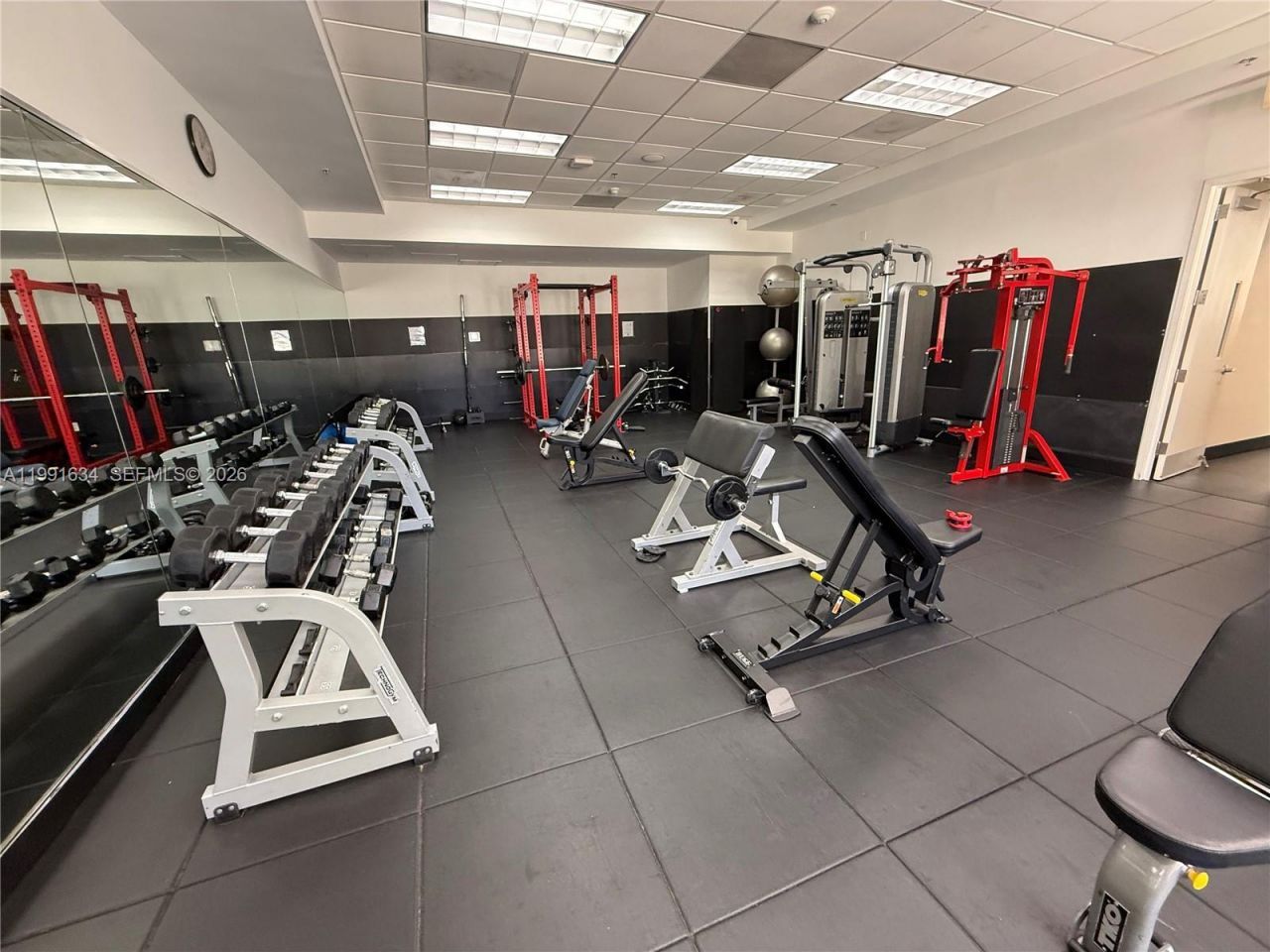 1200 Brickell Bay Dr, Unit 2216, Miami, FL 33131 Photo