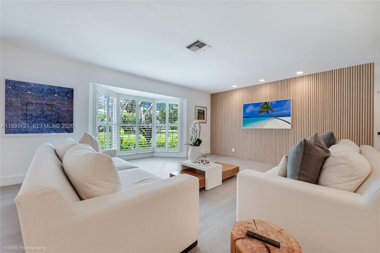 10330 SW 71st Ave , Pinecrest, FL 33156 Photo