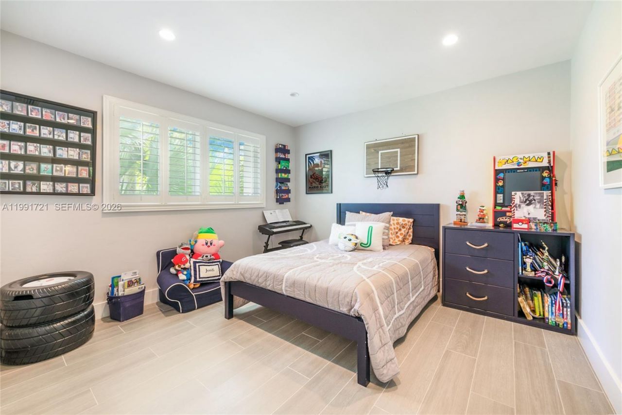 10330 SW 71st Ave , Pinecrest, FL 33156 Photo