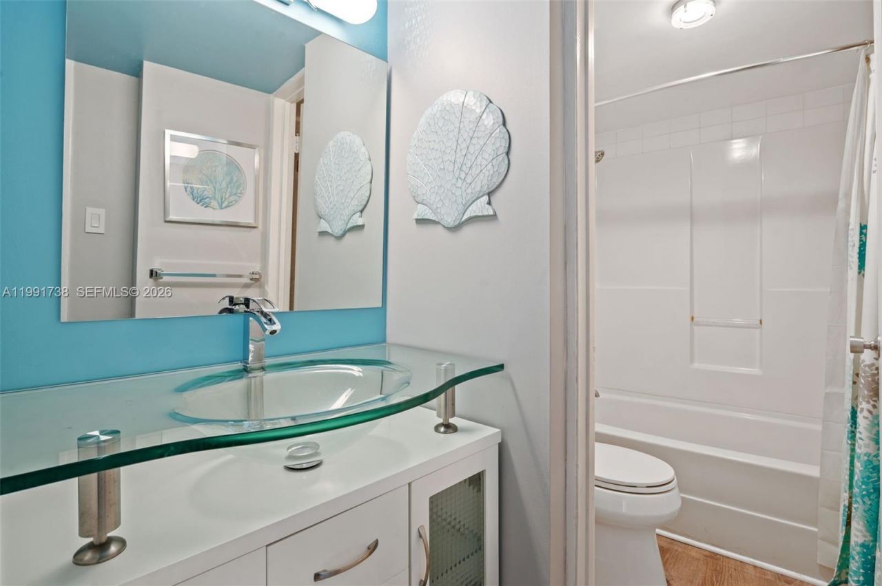 209 N Fort Lauderdale Beach Blvd , Unit 7F, Fort Lauderdale, FL 33304 Photo