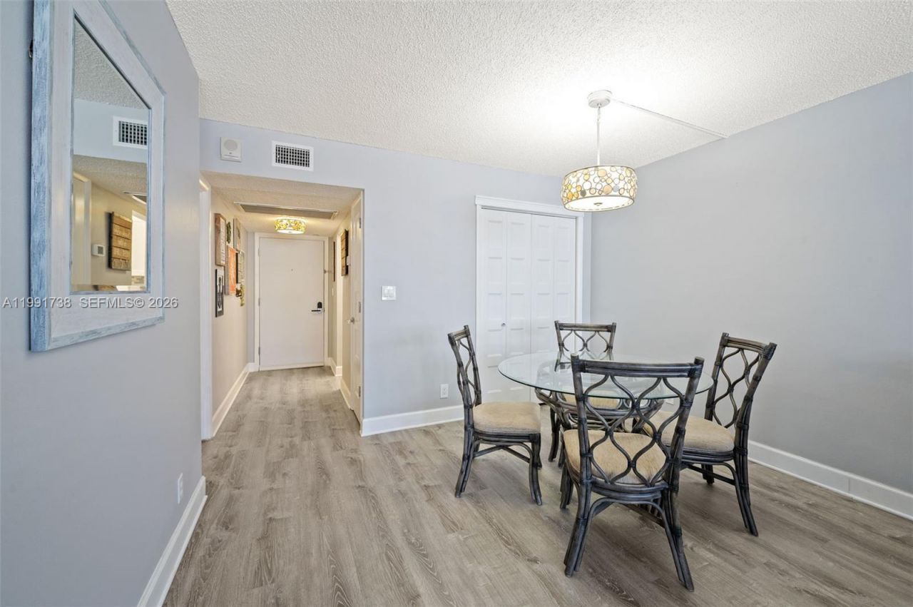 209 N Fort Lauderdale Beach Blvd , Unit 7F, Fort Lauderdale, FL 33304 Photo