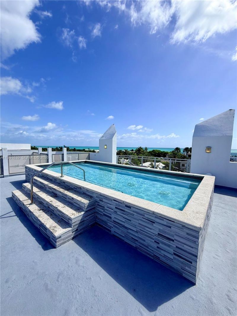 7728 Collins Ave , Unit 16, Miami Beach, FL 33141 Photo