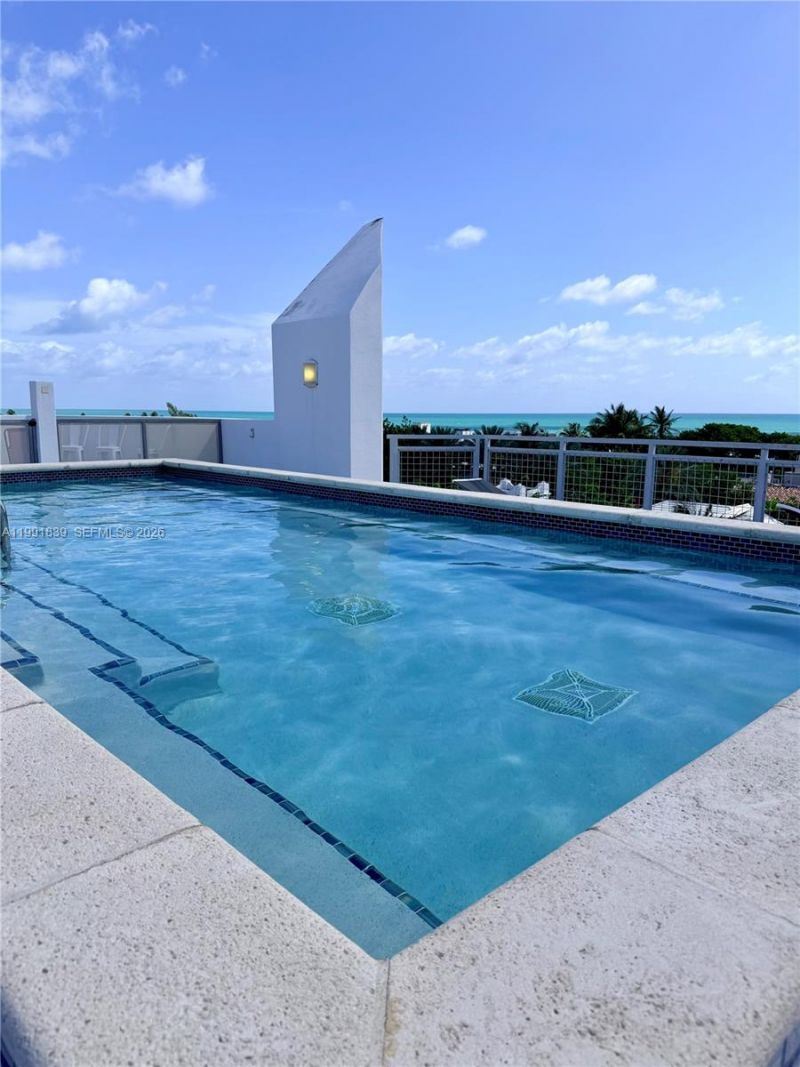 7728 Collins Ave , Unit 16, Miami Beach, FL 33141 Photo