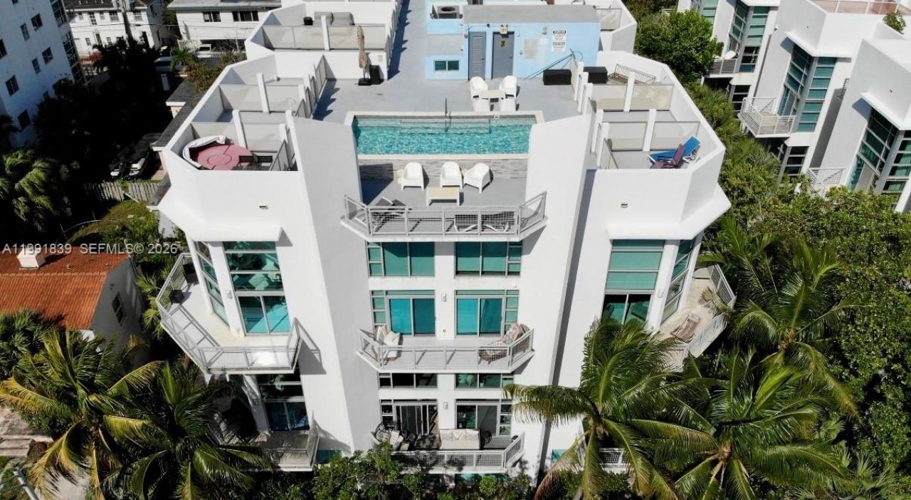 7728 Collins Ave , Unit 16, Miami Beach, FL 33141 Photo