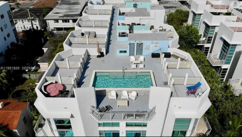 7728 Collins Ave , Unit 16, Miami Beach, FL 33141 Photo