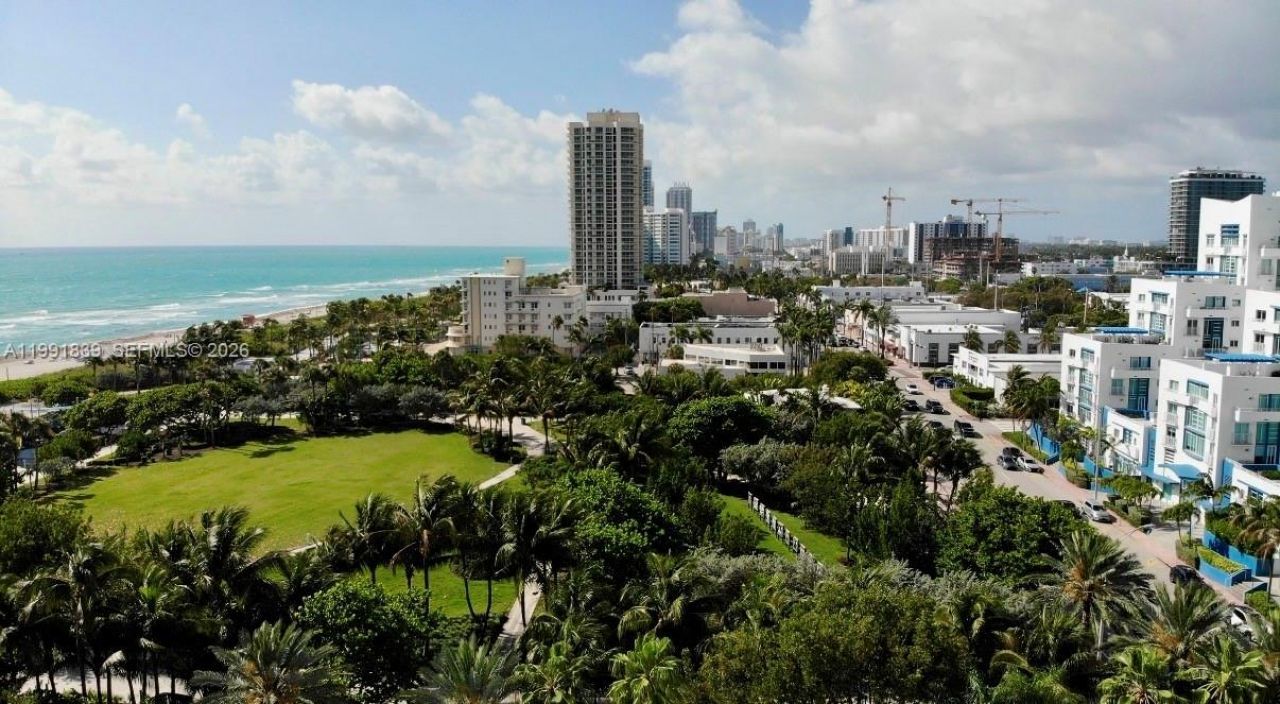 7728 Collins Ave , Unit 16, Miami Beach, FL 33141 Photo