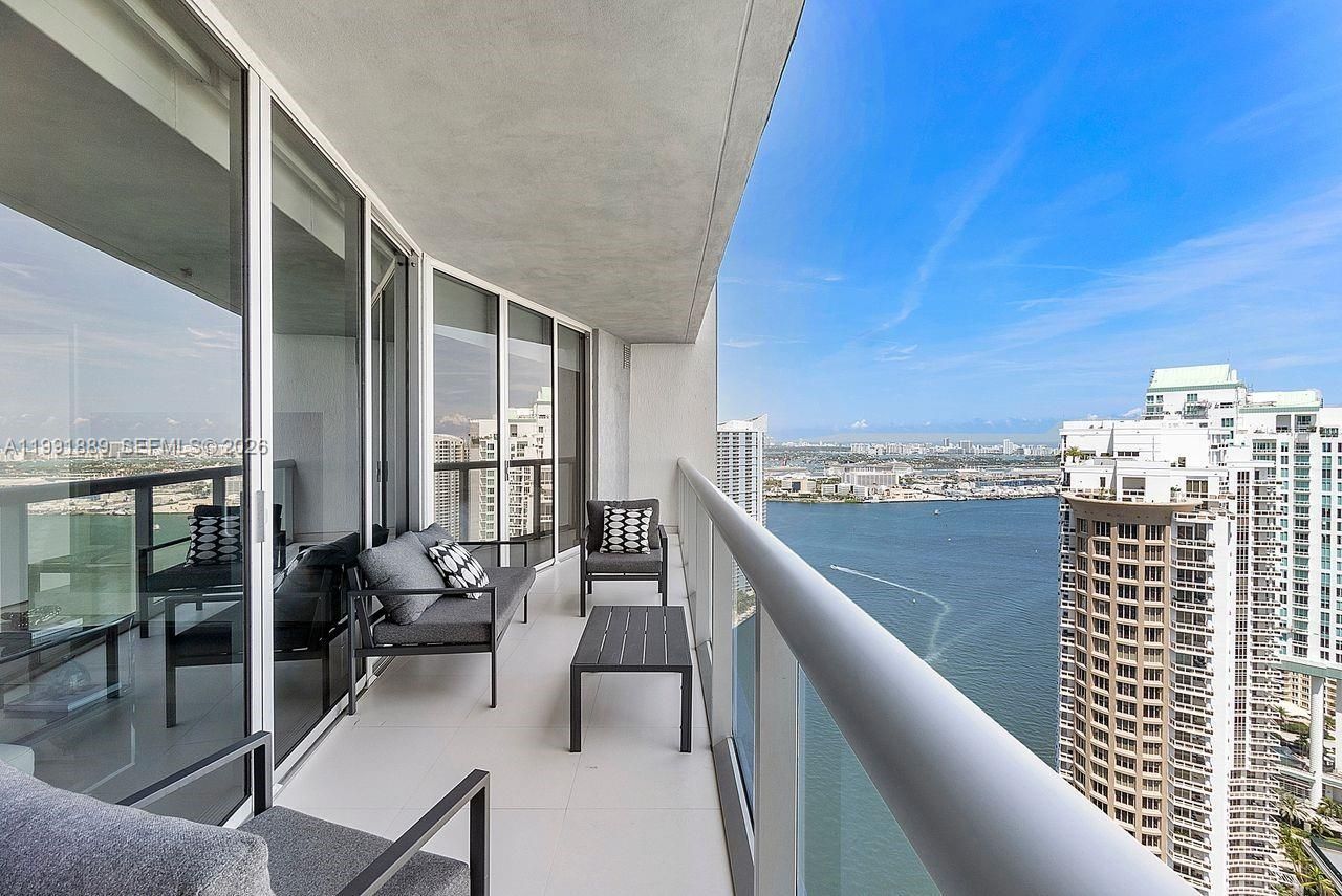 465 Brickell Ave , Unit 3905, Miami, FL 33131 Photo
