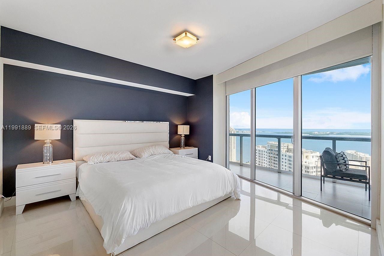 465 Brickell Ave , Unit 3905, Miami, FL 33131 Photo