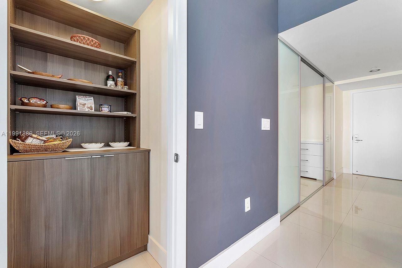 465 Brickell Ave , Unit 3905, Miami, FL 33131 Photo