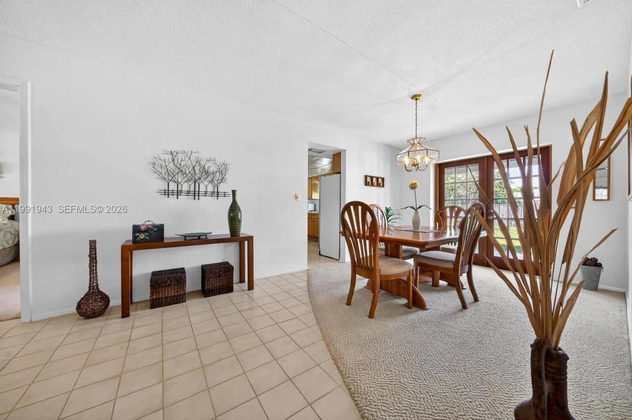 7241 NW 10th Pl , Plantation, FL 33313 Photo