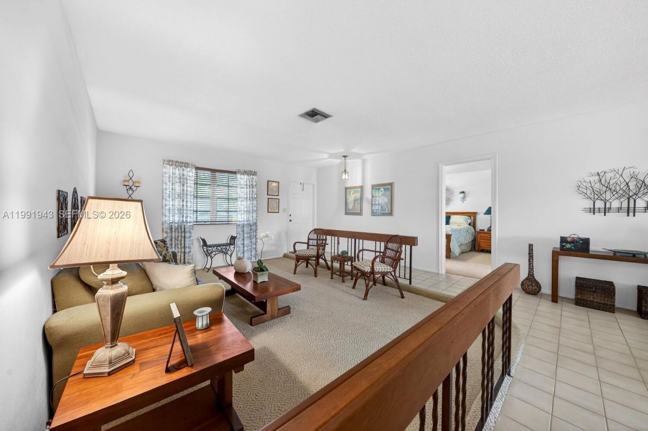 7241 NW 10th Pl , Plantation, FL 33313 Photo