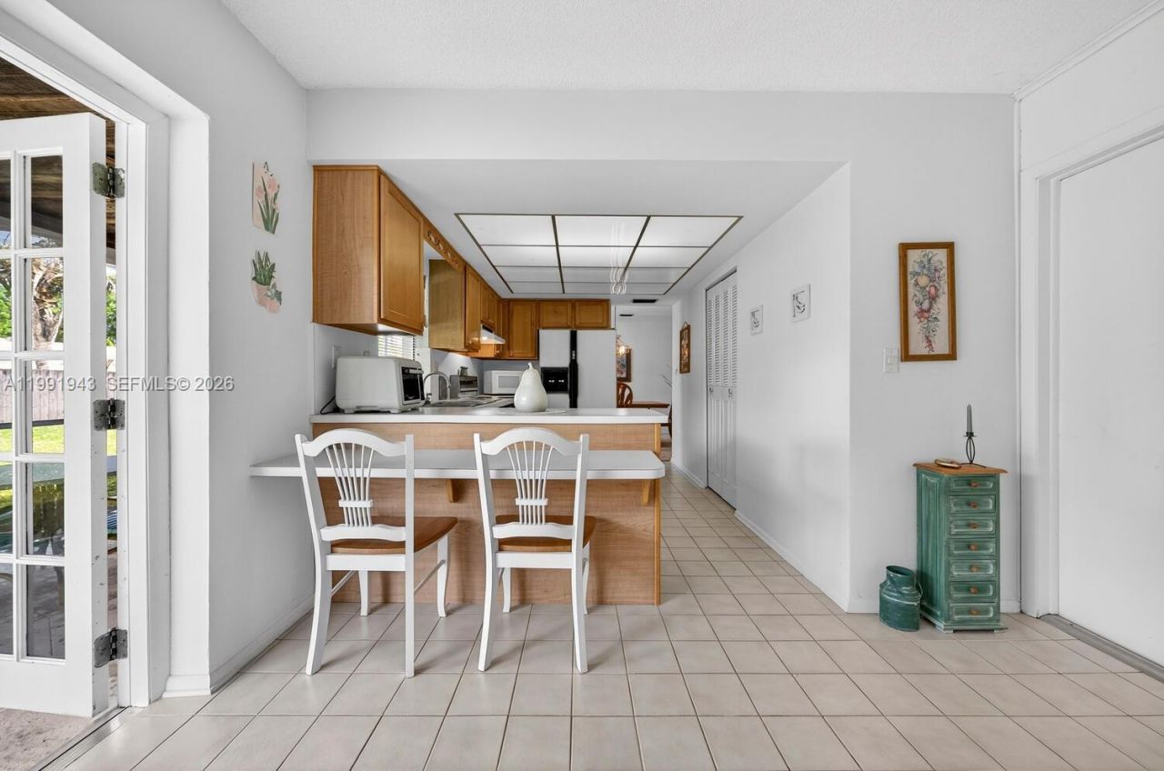 7241 NW 10th Pl , Plantation, FL 33313 Photo