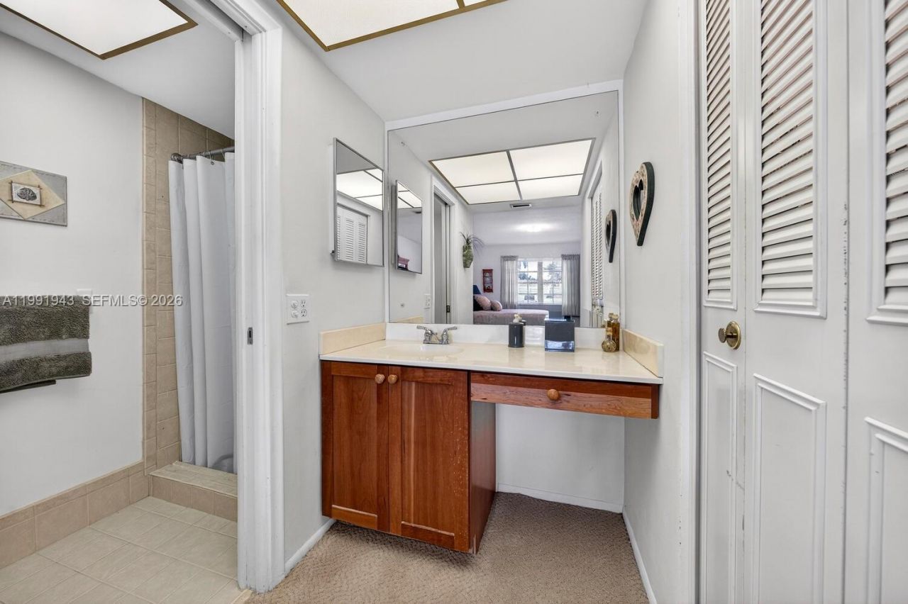 7241 NW 10th Pl , Plantation, FL 33313 Photo