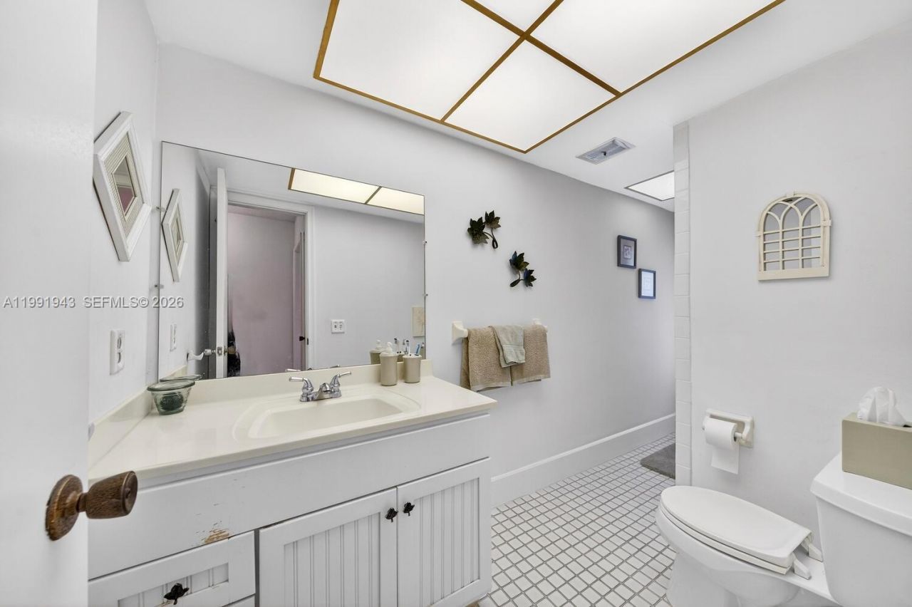 7241 NW 10th Pl , Plantation, FL 33313 Photo