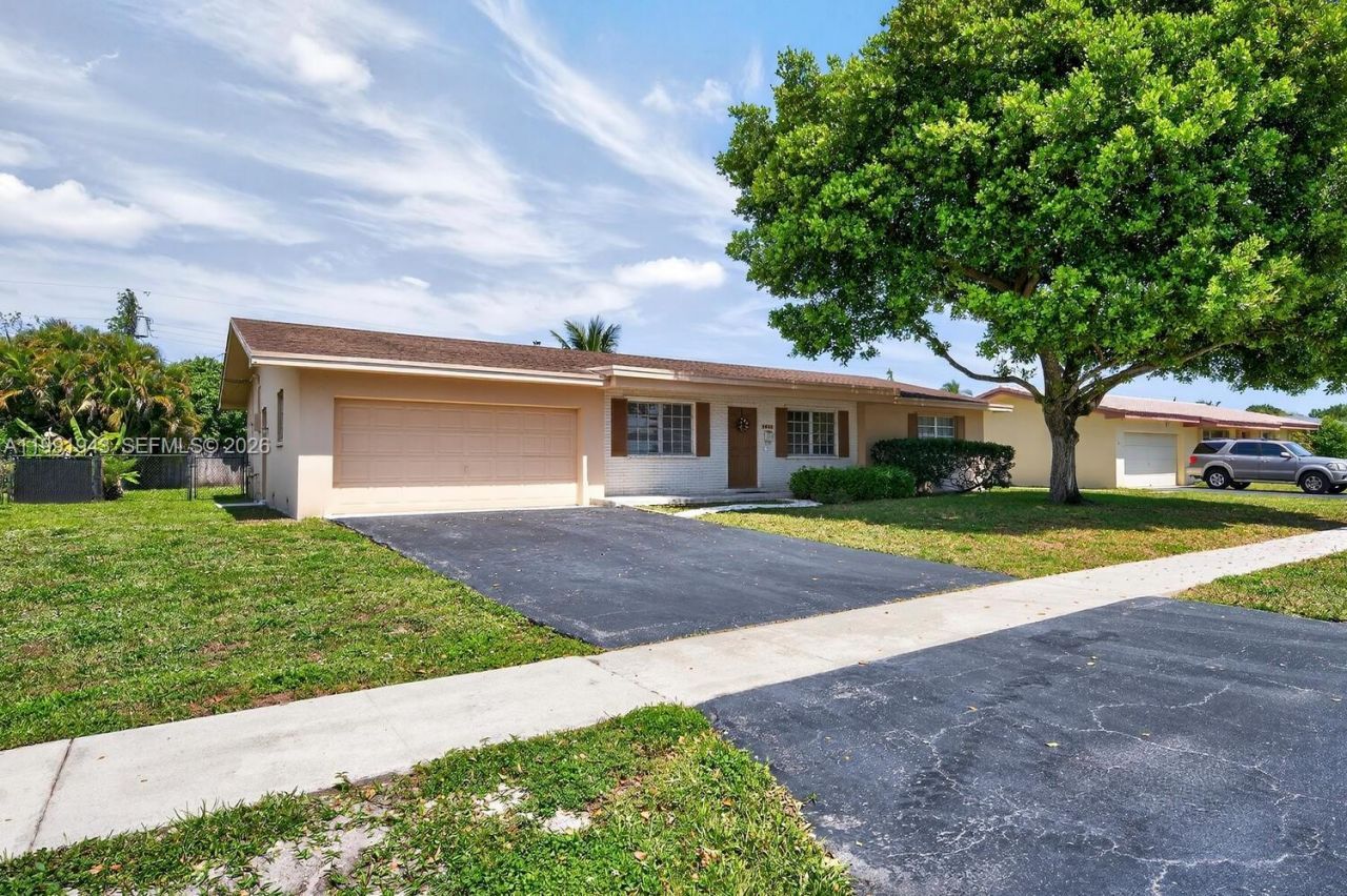 7241 NW 10th Pl , Plantation, FL 33313 Photo