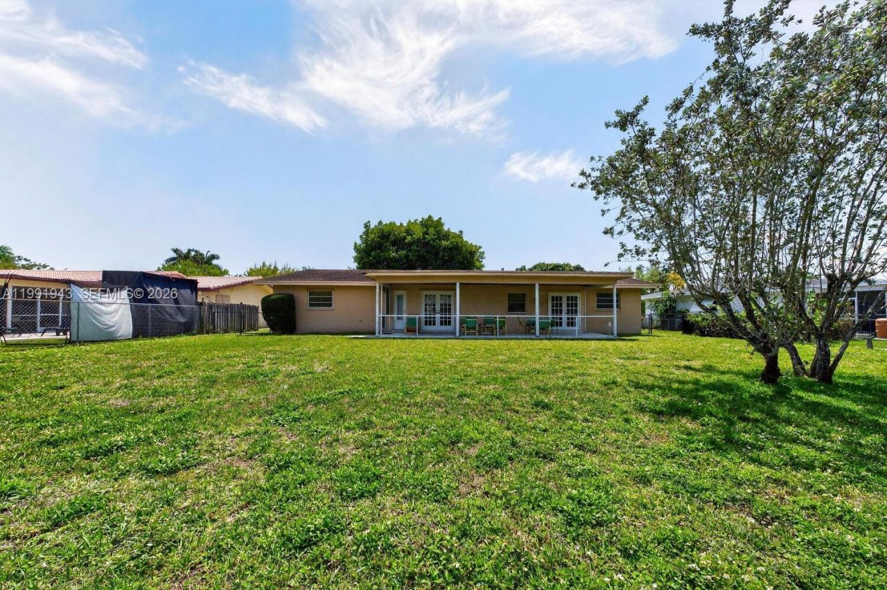 7241 NW 10th Pl , Plantation, FL 33313 Photo