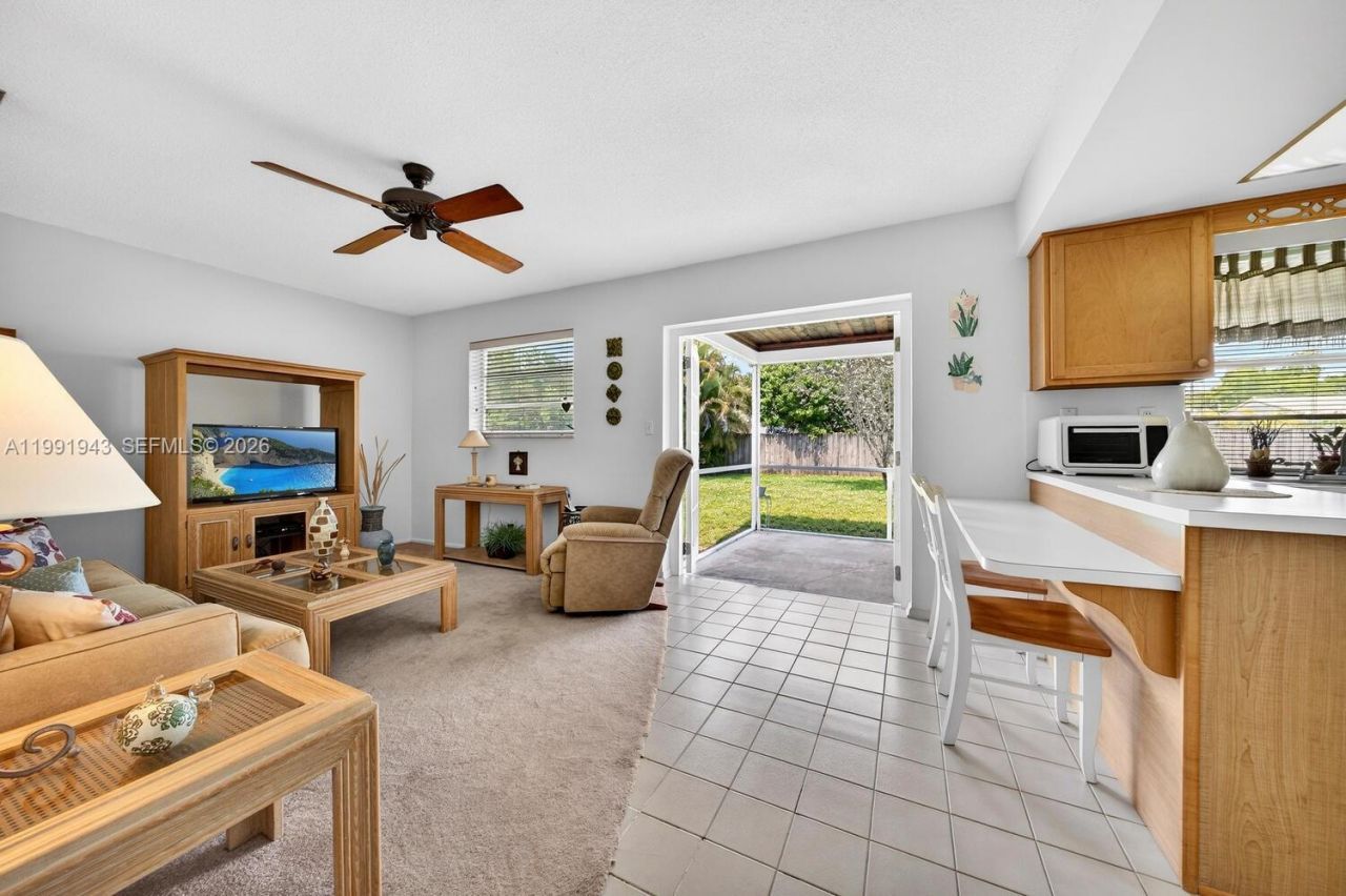 7241 NW 10th Pl , Plantation, FL 33313 Photo