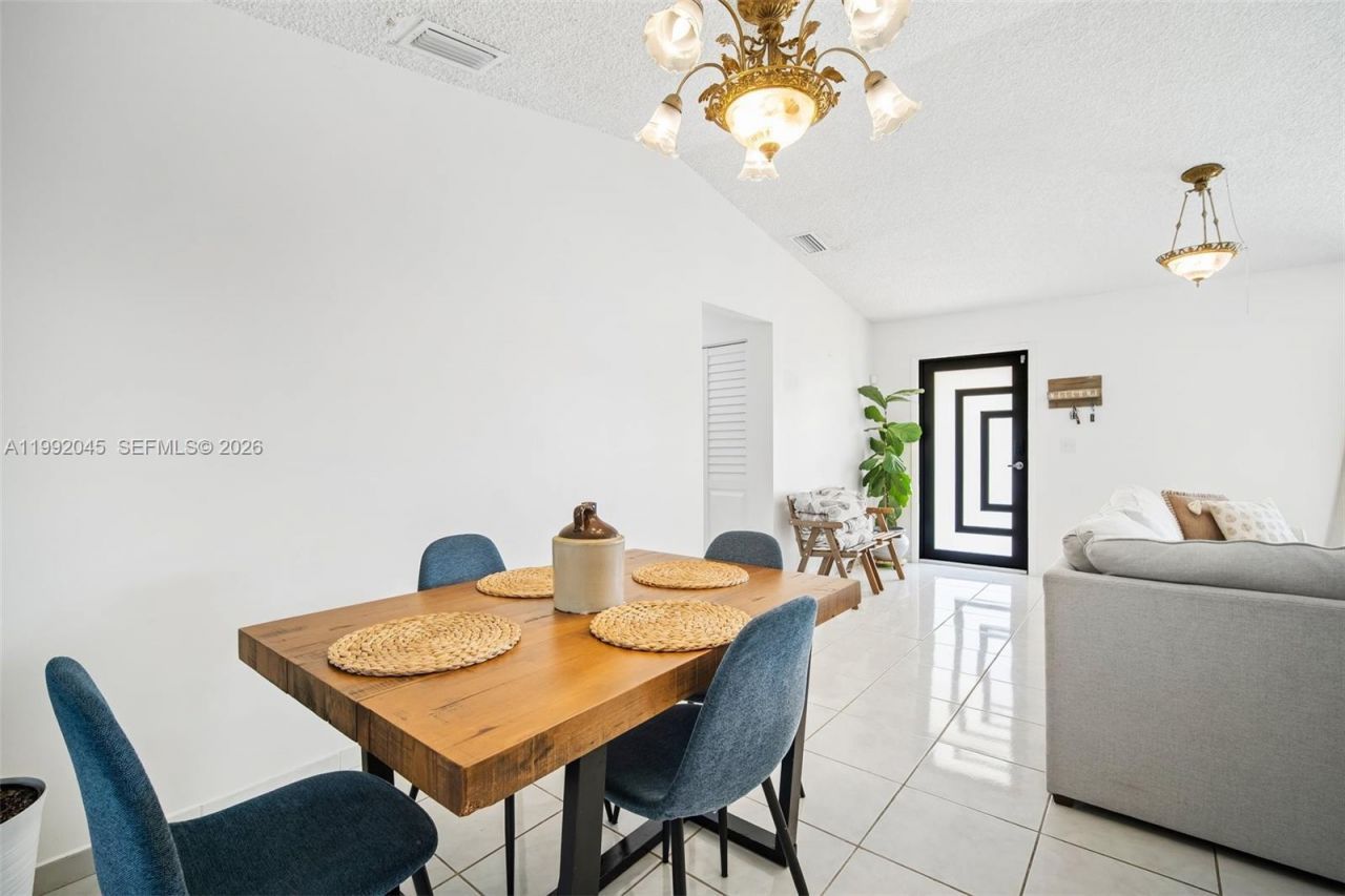 26215 SW 130th Ct, Homestead, FL 33032 Photo