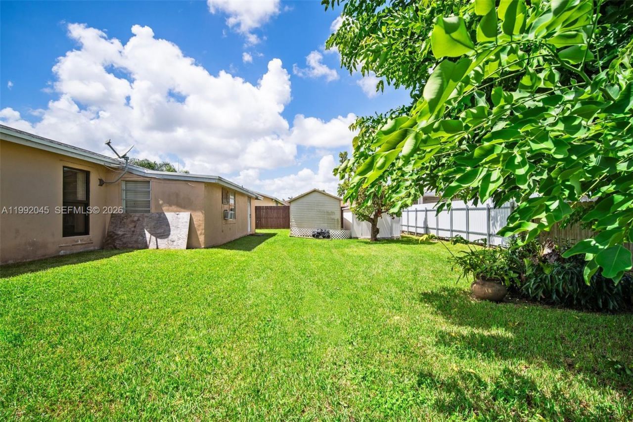 26215 SW 130th Ct, Homestead, FL 33032 Photo