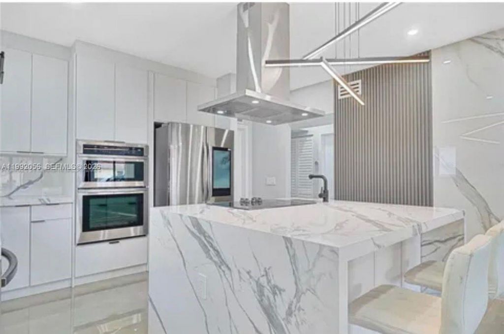 111 NW 46th St , Miami, FL 33127 Photo