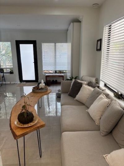111 NW 46th St, Miami, FL 33127 Photo