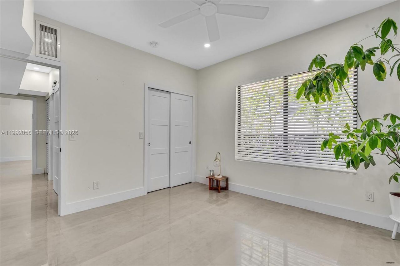 111 NW 46th St, Miami, FL 33127 Photo