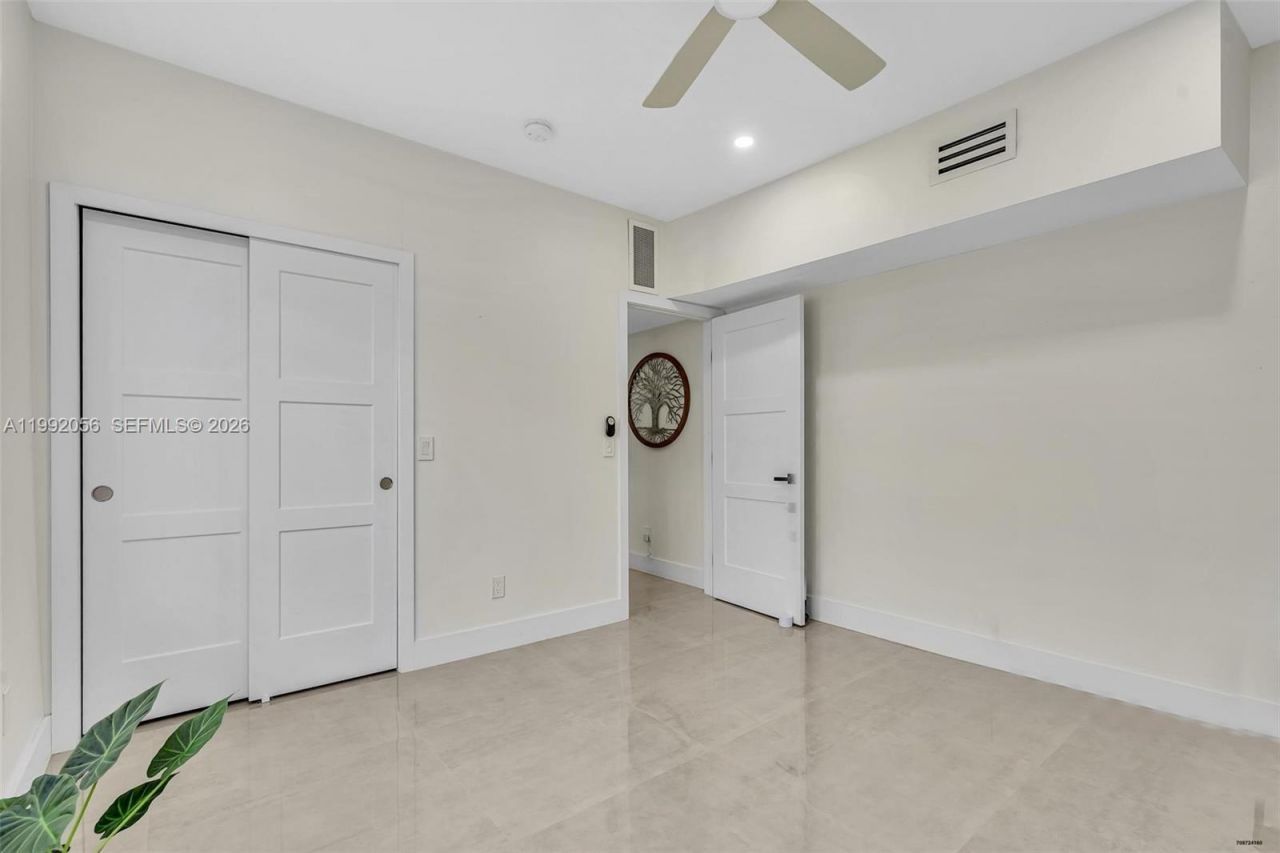 111 NW 46th St, Miami, FL 33127 Photo