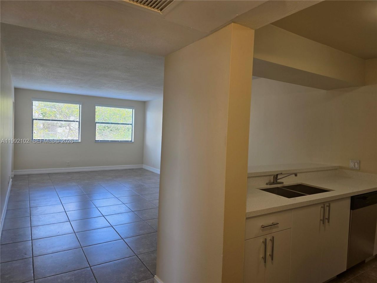 8100 Geneva Ct , Unit 432, Doral, FL 33166 Photo