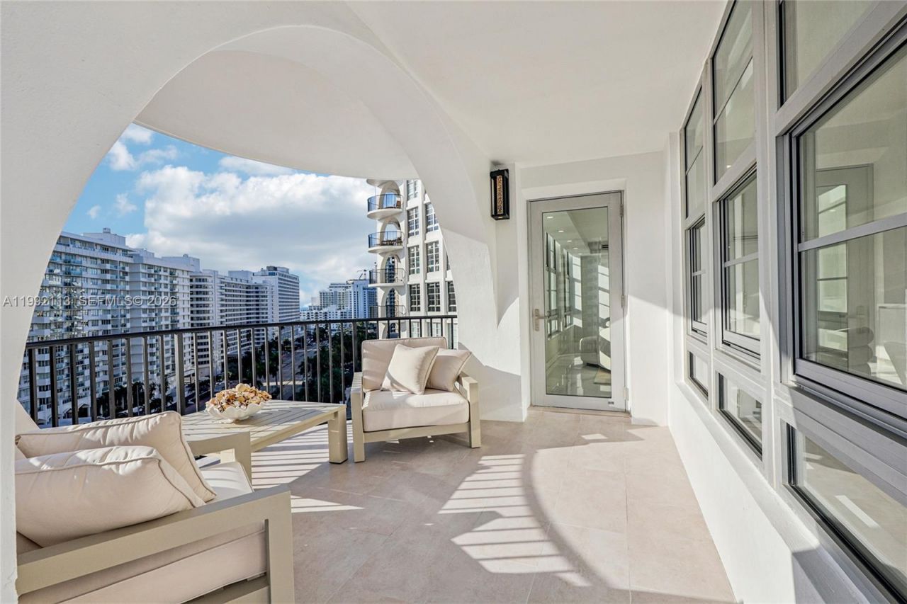5660 Collins Ave, Unit 11C, Miami Beach, FL 33140 Photo